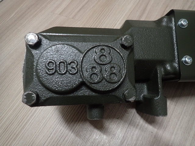 新品部品》中型ダンプ用 E903 右側用減速機 コボレーンモーター 田村
